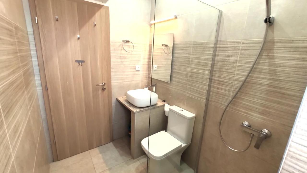 Sea Star Apartments Kallikratia Nea Kallikrateia ภายนอก รูปภาพ