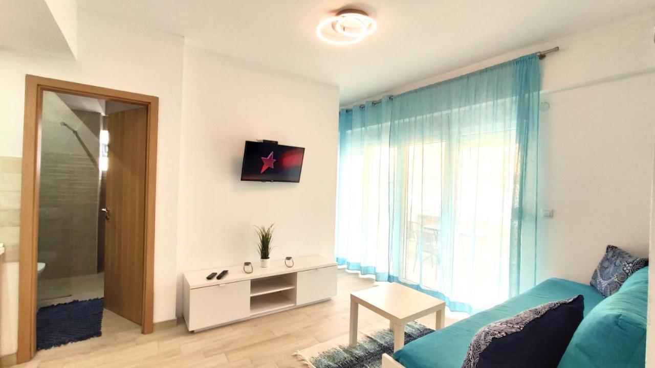 Sea Star Apartments Kallikratia Nea Kallikrateia ภายนอก รูปภาพ