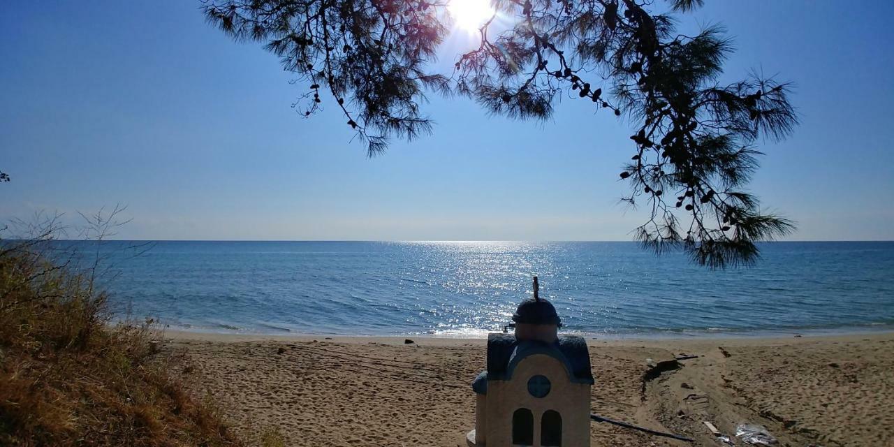 Sea Star Apartments Kallikratia Nea Kallikrateia ภายนอก รูปภาพ
