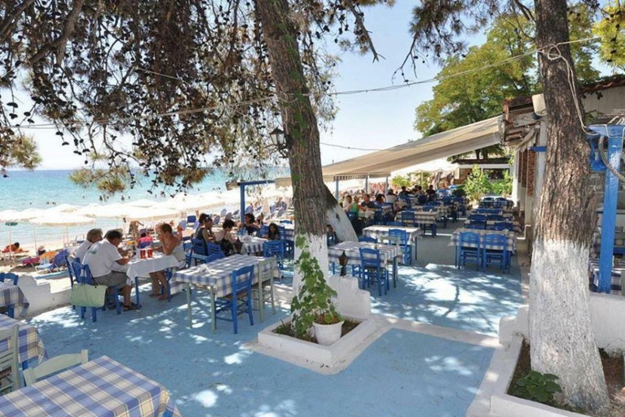 Sea Star Apartments Kallikratia Nea Kallikrateia ภายนอก รูปภาพ
