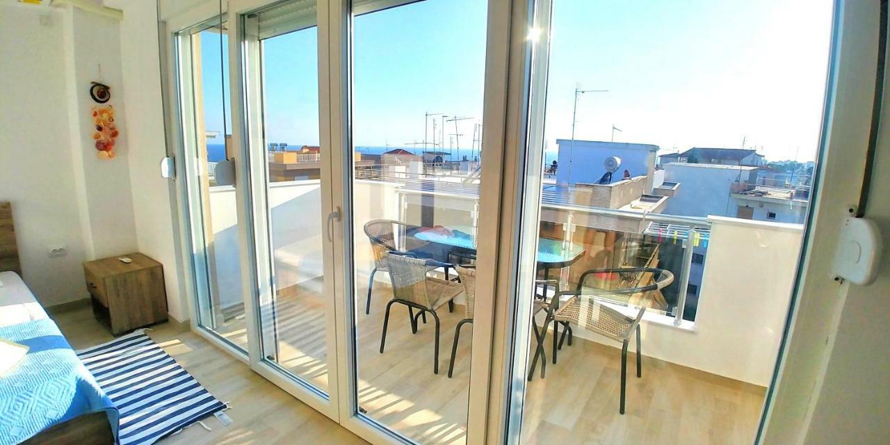 Sea Star Apartments Kallikratia Nea Kallikrateia ภายนอก รูปภาพ