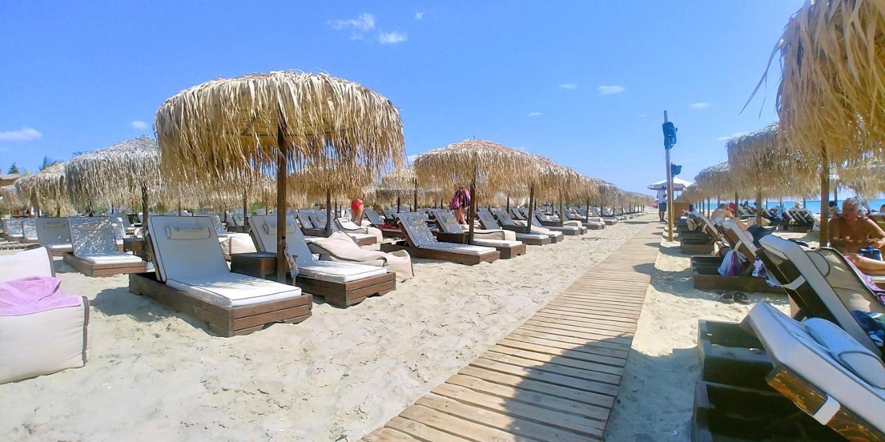 Sea Star Apartments Kallikratia Nea Kallikrateia ภายนอก รูปภาพ