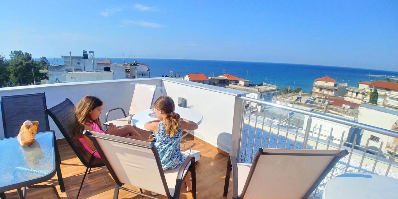Sea Star Apartments Kallikratia Nea Kallikrateia ภายนอก รูปภาพ